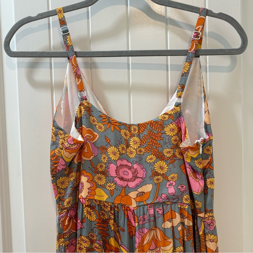 Bohemian Style - Floral Pantsuit - Picture 9 of 10